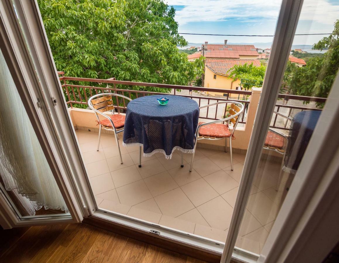 689 Banjol Apartment Exterior photo
